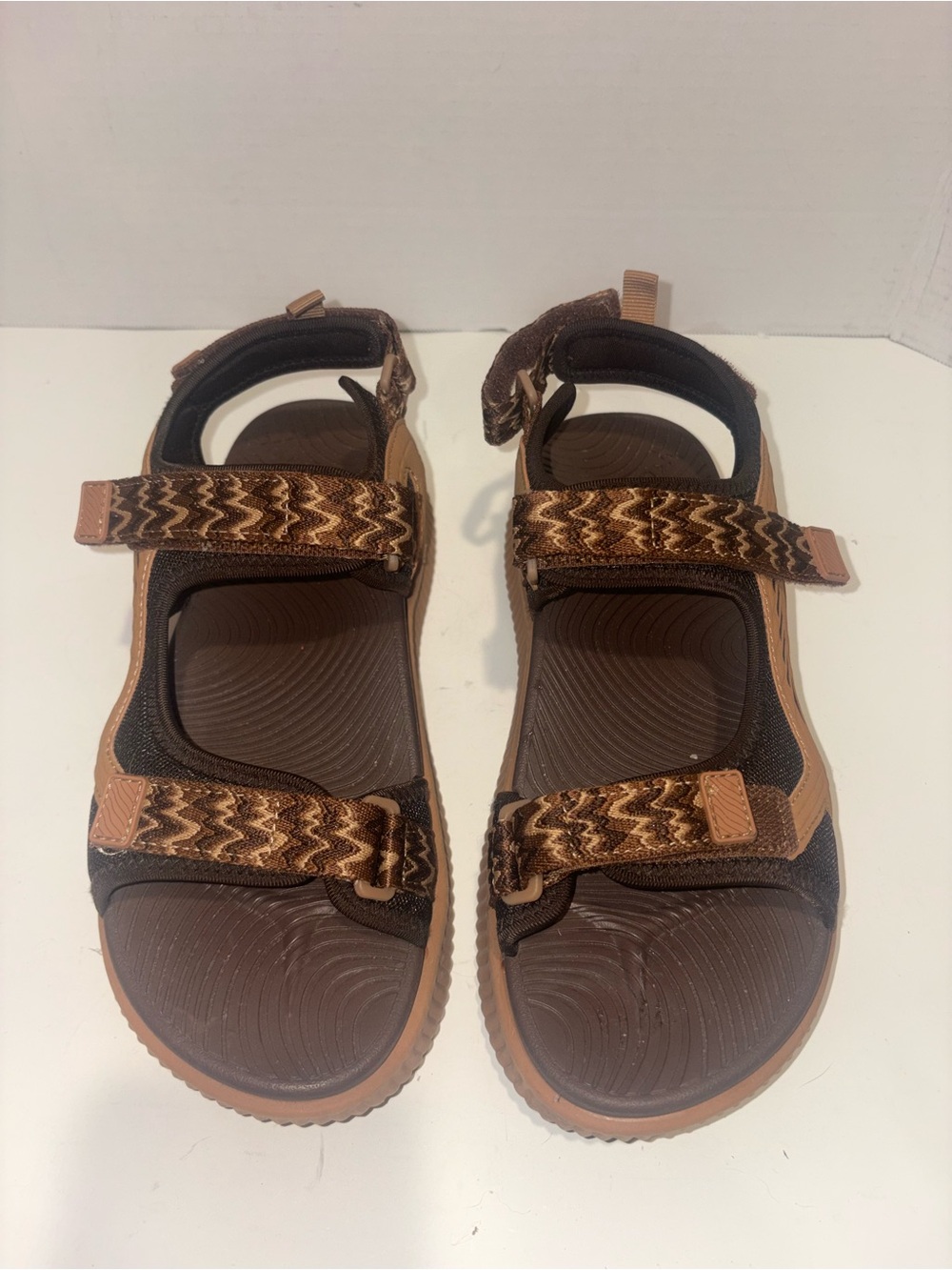 KuaiLu Women’s Sandals Size 9 US